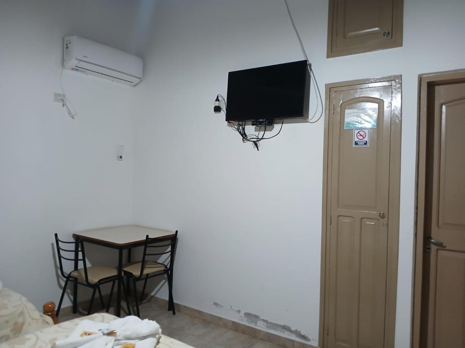 Hotel Rincon Serrano San Agustín de Valle Fértil Dış mekan fotoğraf